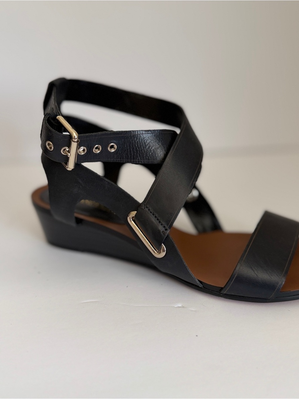 Enzo Angiolini Black Strappy Wedge Sandals - Picture 3 of 11